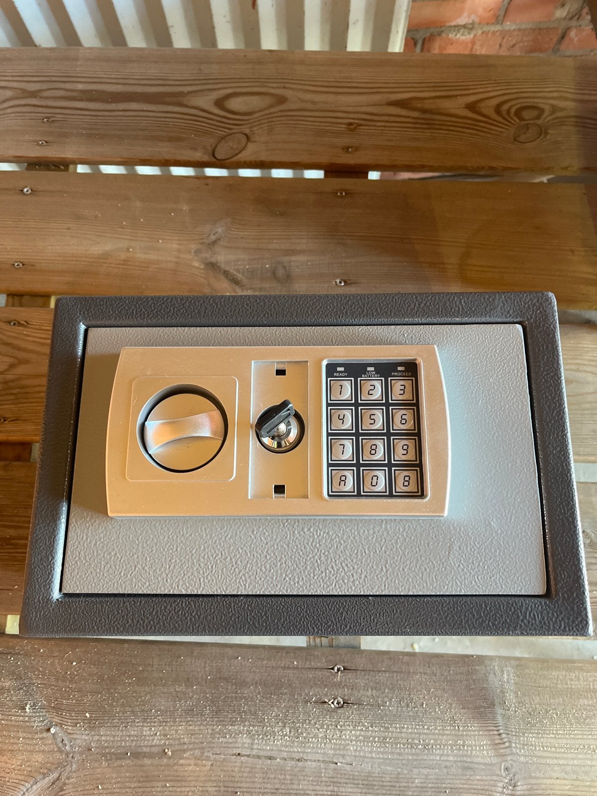 Compacte kluis met elektronisch slot, Ophalen, Gebruikt, Brandkast