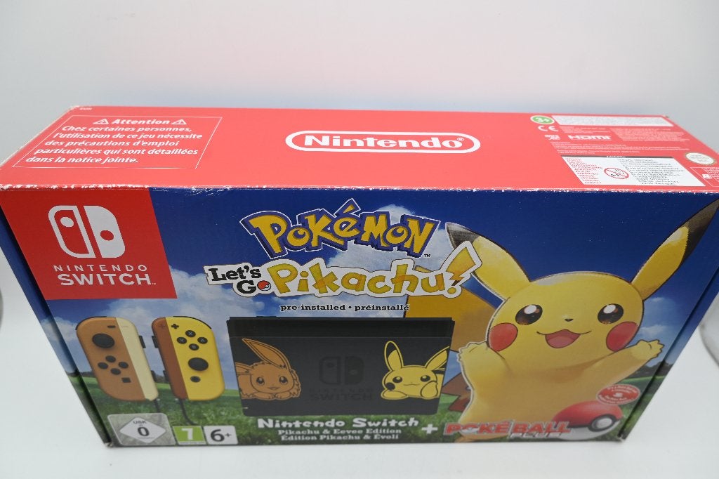 Nintendo Switch Let's Go Pikachu & Eevee Editie + Doos, Nintendo, 1 speler, Nintendo of Europe GmbH, Herriotstrasse 4, 60528 Frankfurt am Main, Duitsland