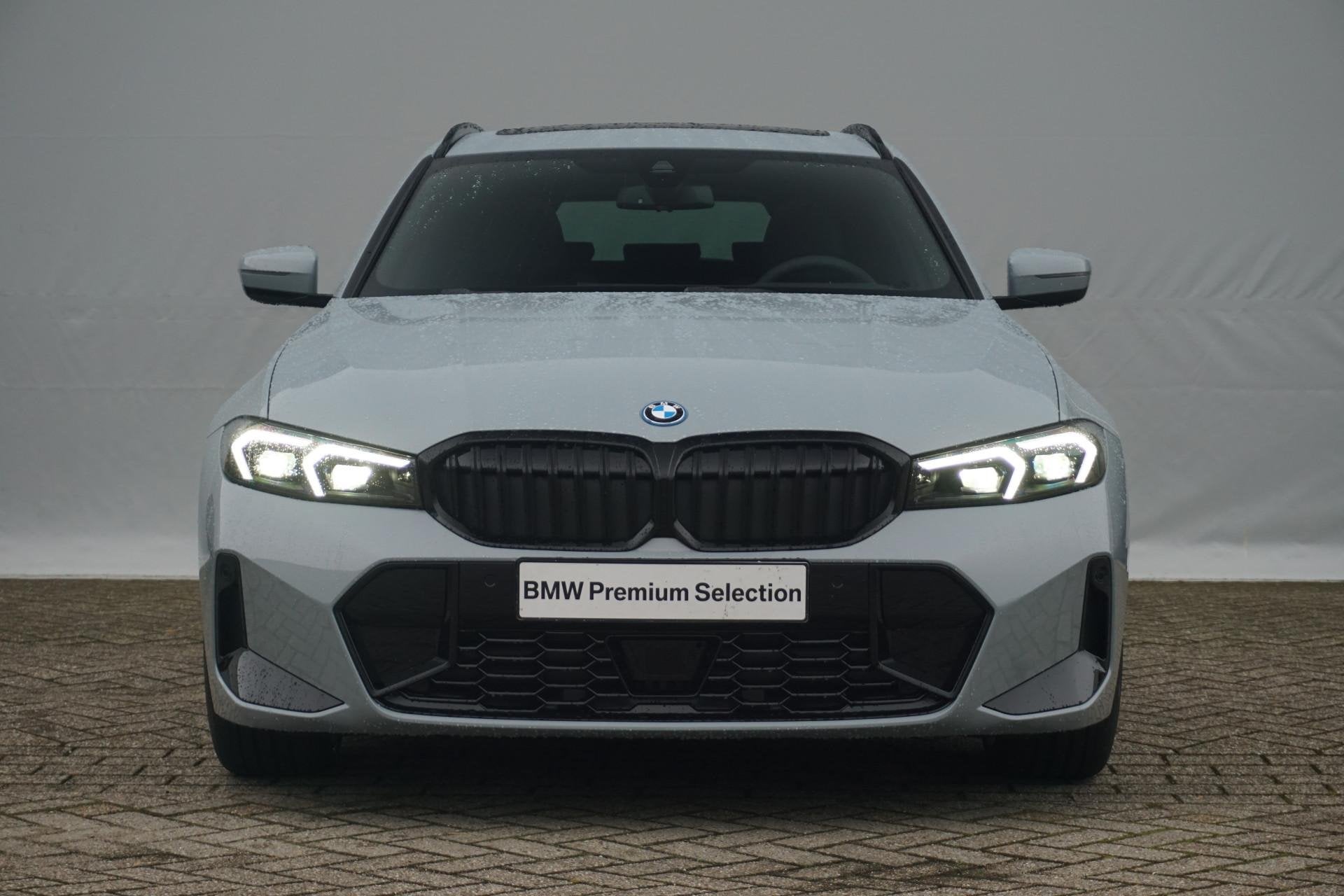 BMW 3 Serie Touring 320e | M Sportpakket Pro | Panoramadak |, Auto's, 1998 cc, Gebruikt, 4 cilinders, Met garantie (alle)