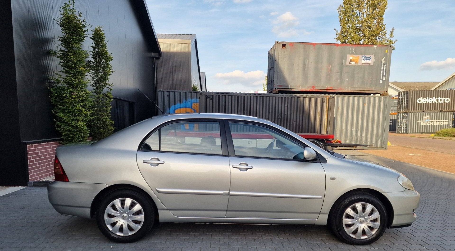 Foto 7 van Toyota Corolla 1.6 VVT-i Linea Terra AIRCO IJSKOUD 2 X SLEUT