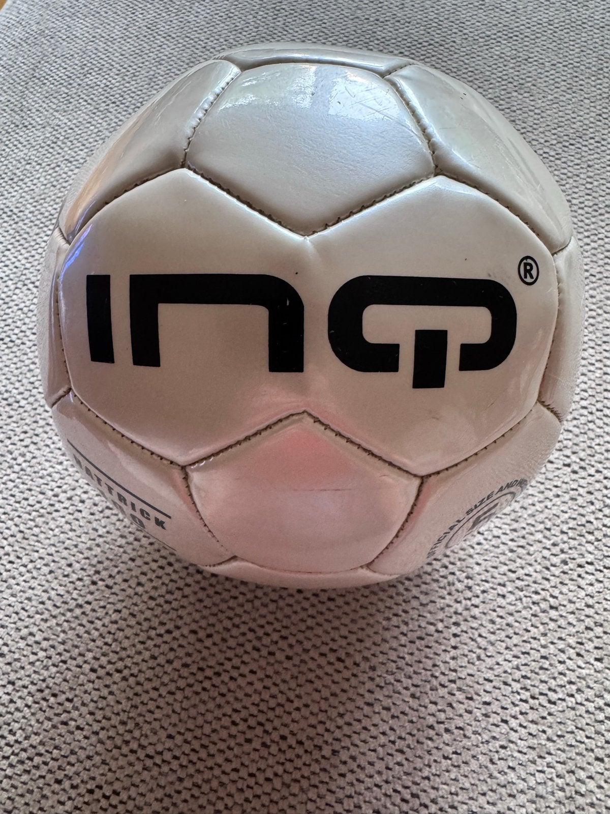 Gesigneerde INQ Hattrick 100 voetbal Hans van Breukelen, Maat XL, Ophalen, Nieuw, Bal