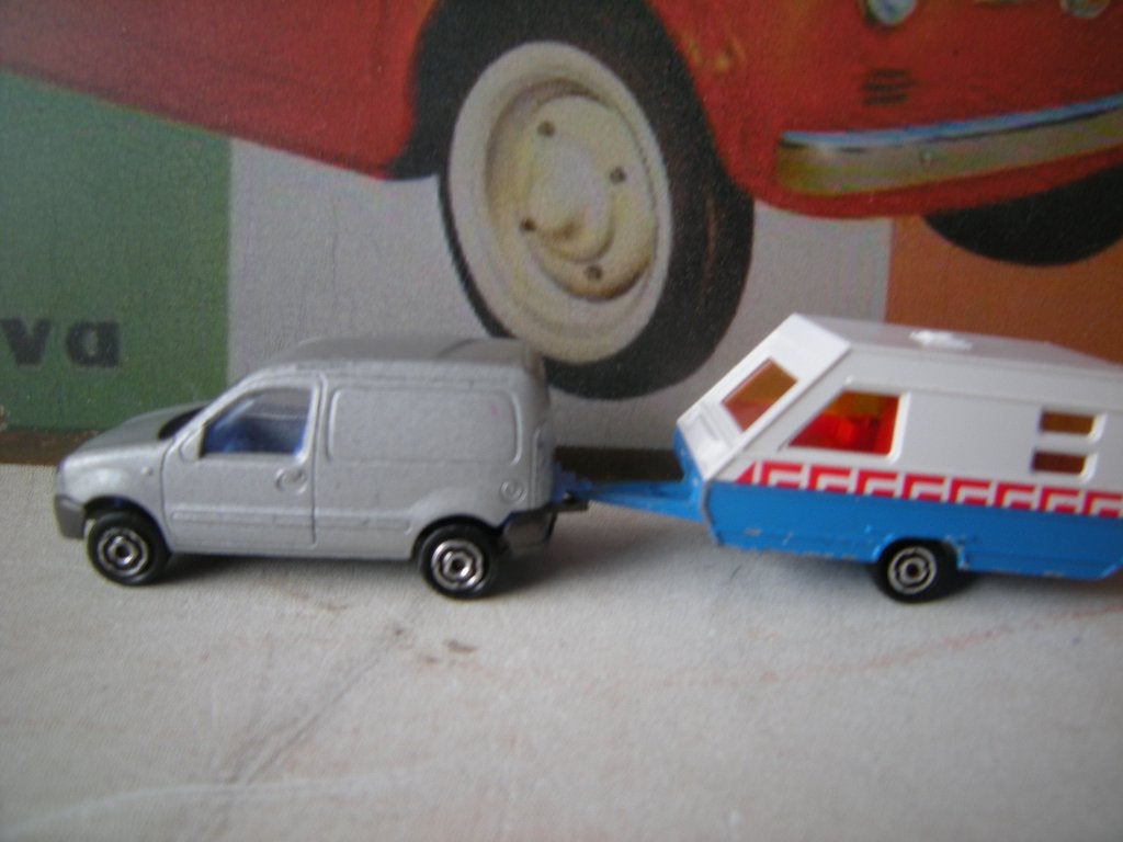 majorette renault met caravan, Ophalen of Verzenden, Gebruikt, Auto