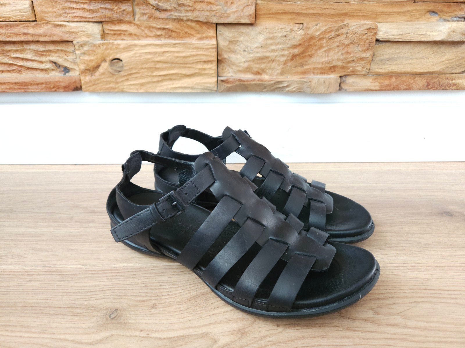 Ecco gevlochten sandalen maat 40 slippers zwart ZGAN!!!, Kleding | Dames, Schoenen, Ecco, Zwart, Zo goed als nieuw, Sandalen of Muiltjes