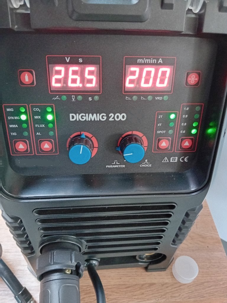 Mig Mag Co2 Lastoestel 200 ampere 230volt € 475,00, Ophalen, 250 ampère of meer, Overige typen