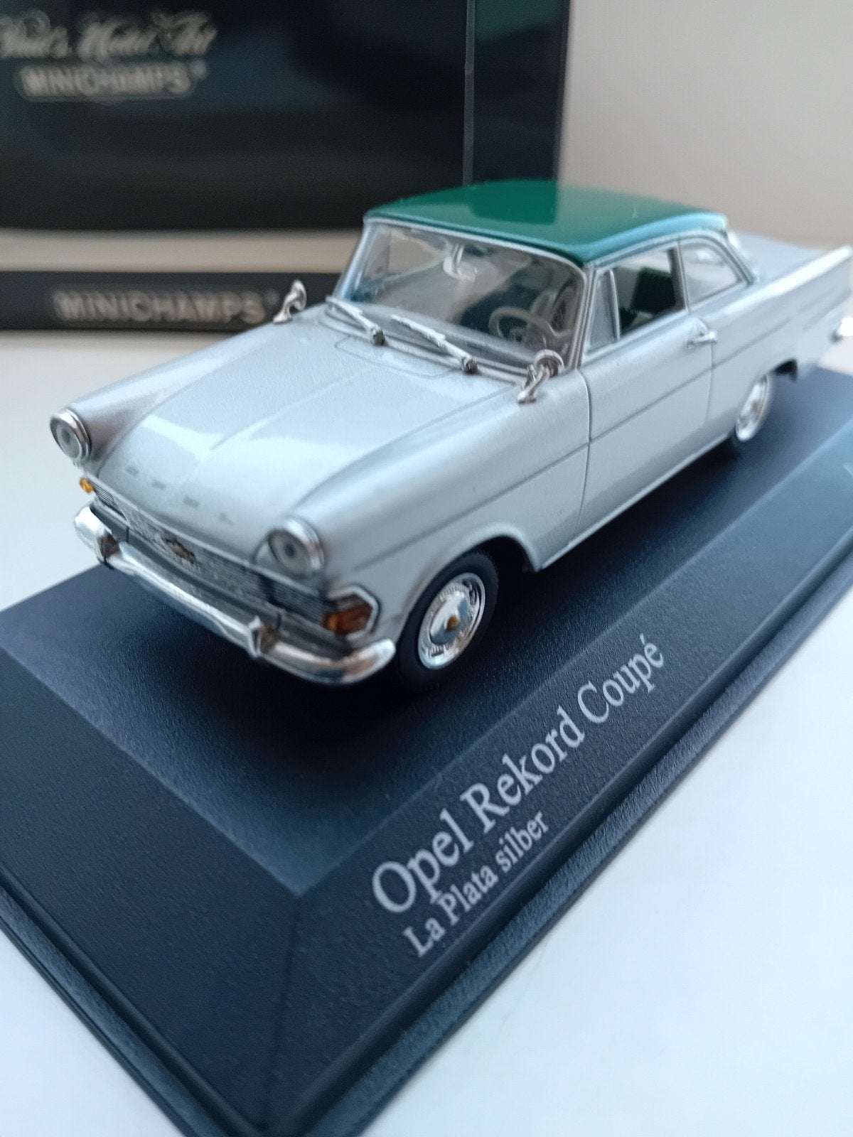 Minichamps Opel Rekord P2 Coupe., Ophalen of Verzenden, Zo goed als nieuw, Auto, MiniChamps