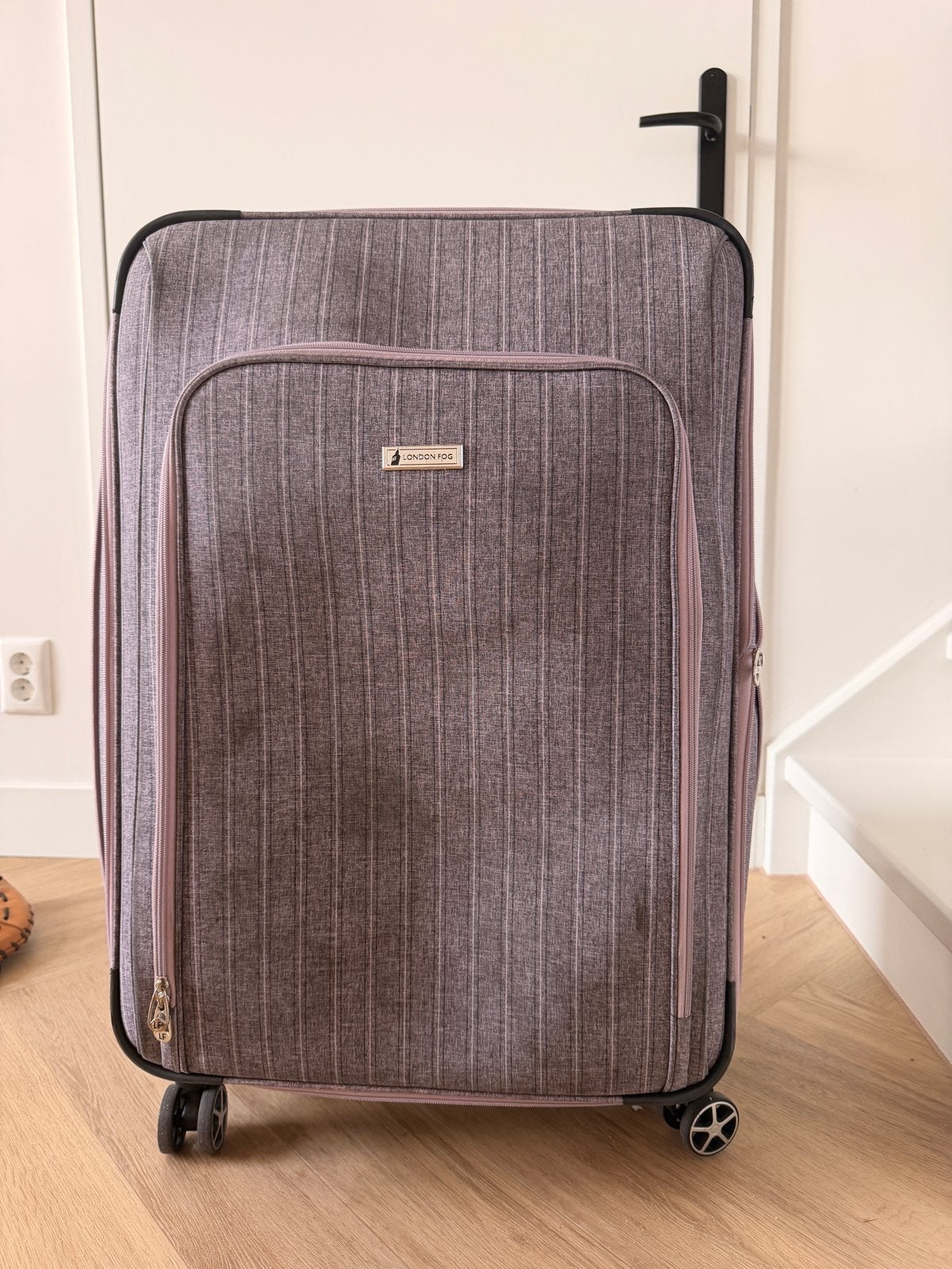 Grote London Fog Koffer - Uitbreidbaar met Spinner Wielen, Ophalen, Gebruikt, 60 tot 80 cm, 75 cm of meer