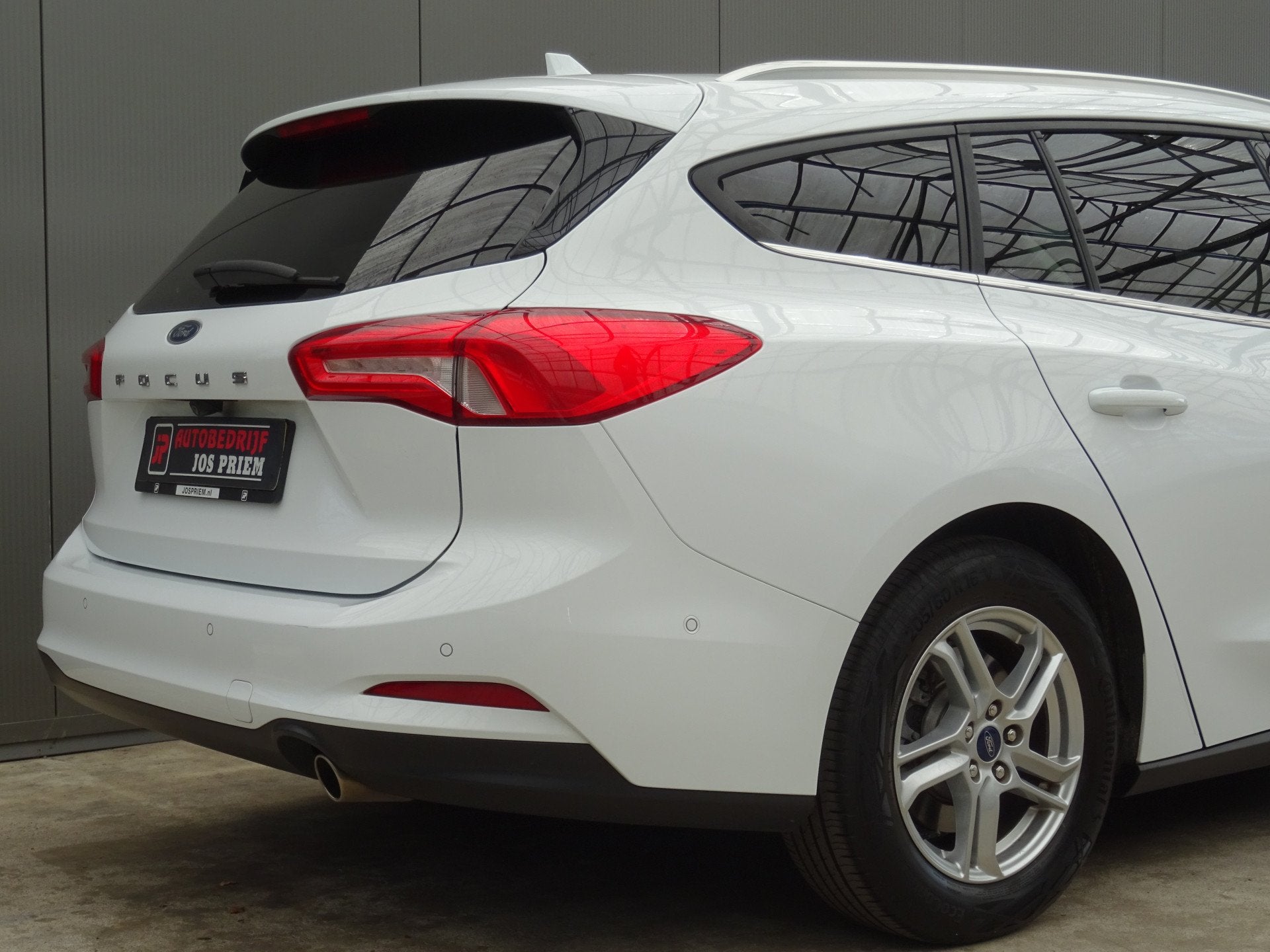 Ford FOCUS Wagon 1.0 EcoBoost Edition Business * CARPLAY * C, Gebruikt, 1283 kg, Wit, 19 km/l