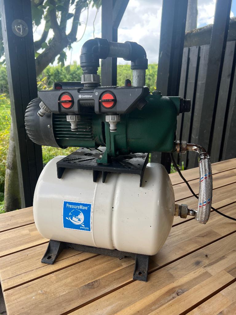 DAB Aquajet hydrofoorpomp/beregeningspomp + slang + verdeler, Ophalen, Gebruikt, Elektrisch, Hydrofoorpomp