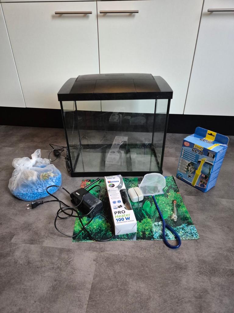 Aquarium compleet.  50 euro!!, Dieren en Toebehoren, Vissen | Aquaria en Toebehoren, Ophalen, Zo goed als nieuw, Leeg aquarium