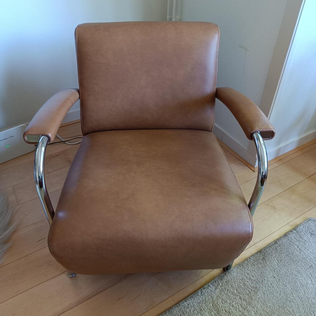 2 Leolux Scylla fauteuils, cognackleurige kalfsleer, Huis en Inrichting, Fauteuils, Ophalen, 75 tot 100 cm, Zo goed als nieuw