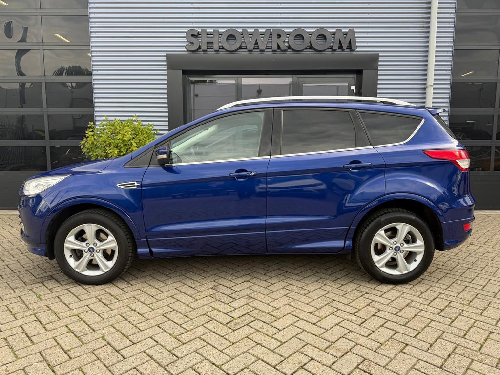 Ford Kuga 1.5 Titanium Plus Trekhaak|Dodehoek|Electrische St, Auto's, Euro 6, 4 cilinders, Blauw, Leder en Stof