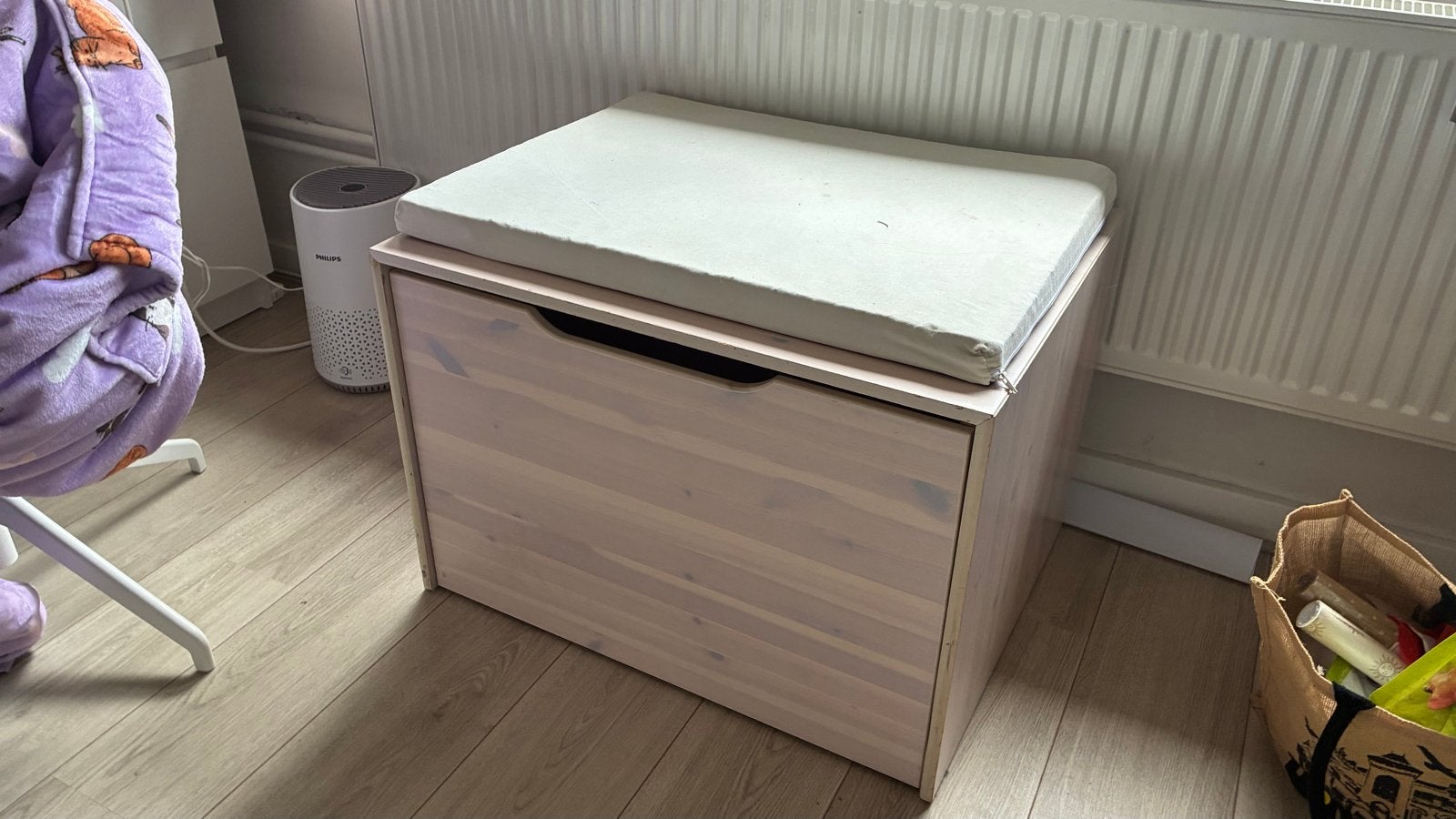 Houten speelgoed kist met gebruikssporen, Ophalen, Gebruikt, 50 tot 70 cm, 75 tot 100 cm