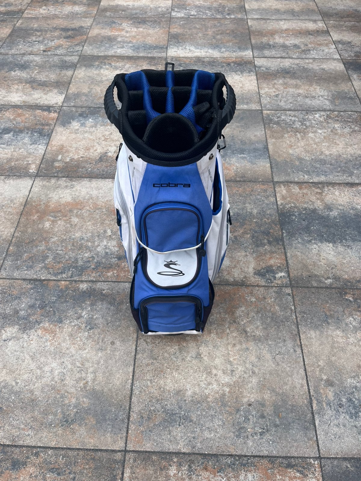 Nette Cobra cartbag, Sport en Fitness, Golf, Ophalen, Zo goed als nieuw, Tas