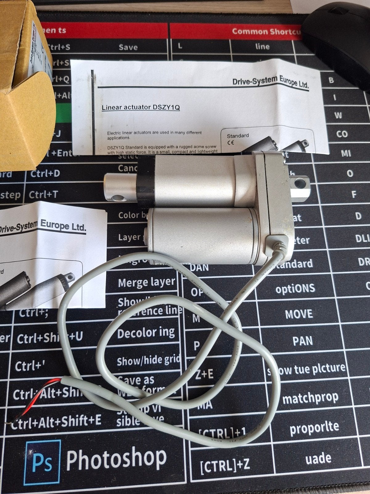 Foto 2 van Lineaire actuator DSYZ1Q - Nieuw in doos