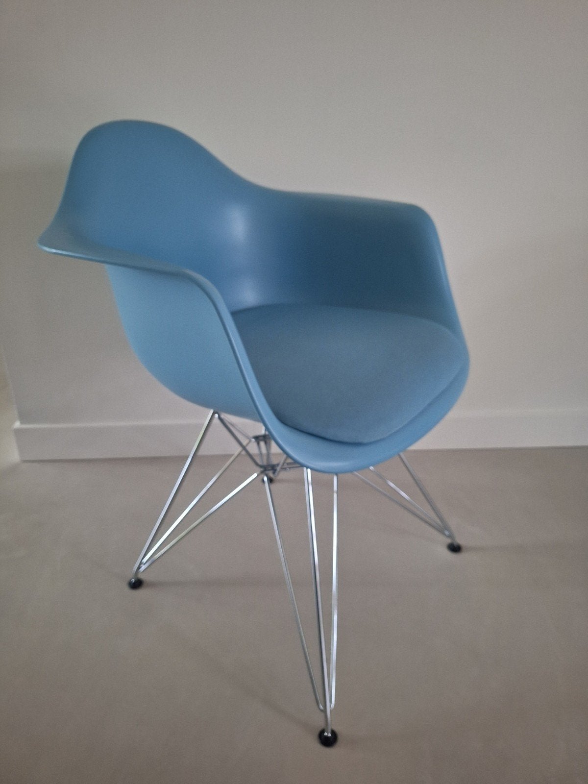 4x vitra dar blauw met zitkussen, Ophalen, Blauw