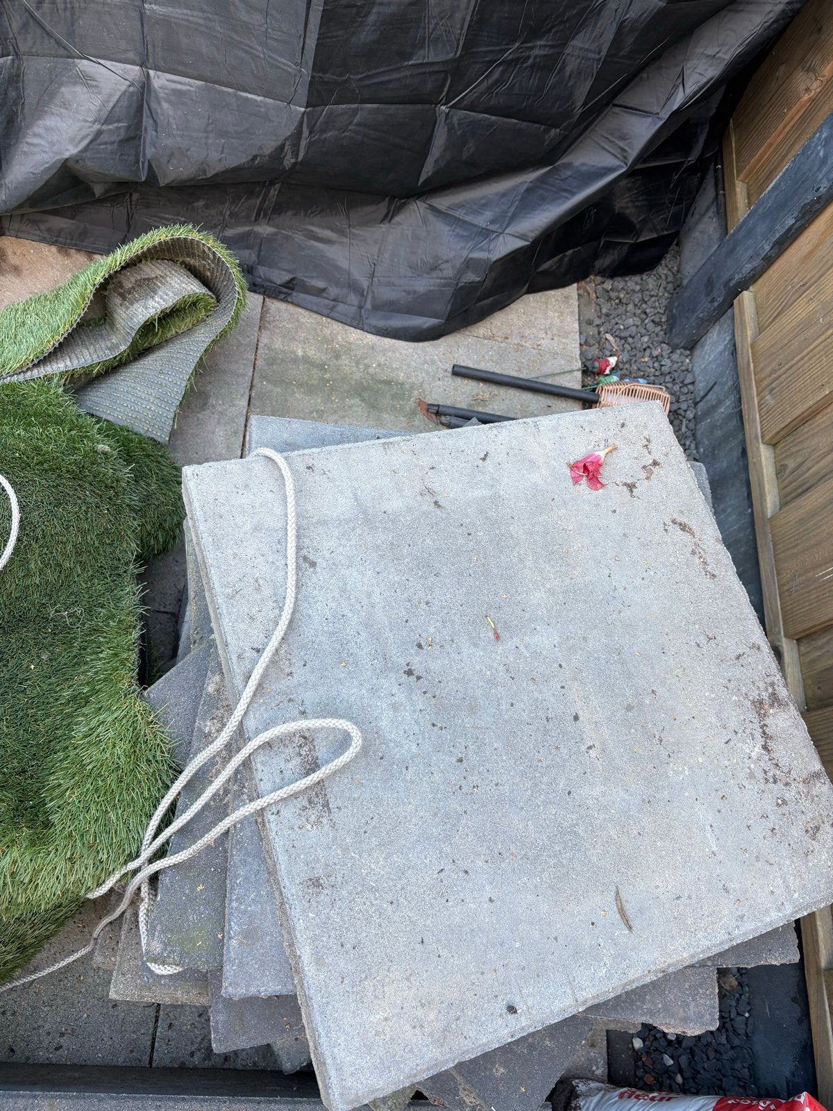 12 Tuintegels 50x50 cm - 6 grijs, 6 antraciet, Tuin en Terras, Ophalen, Gebruikt, Minder dan 5 m², Beton