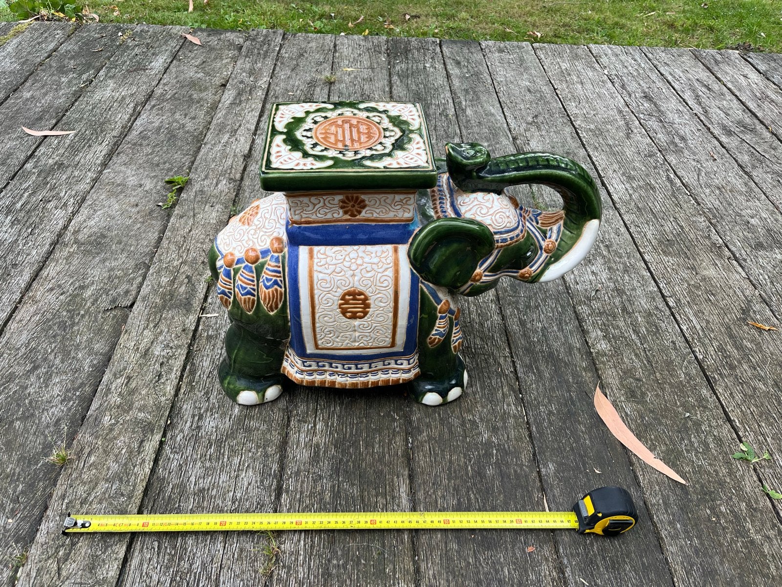 Decoratieve keramische olifant bijzettafel/kruk, Antiek en Kunst, Ophalen