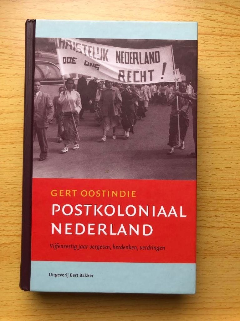 Postkoloniaal NL, 75 jaar vergeten, herdenken, verdringen, Boeken, Ophalen of Verzenden, Zo goed als nieuw, Gert Oostindie