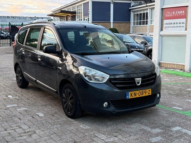 Dacia Lodgy 1.2 TCe Robust 7p., Auto's, Voorwielaandrijving, Gebruikt, Euro 6, 4 cilinders