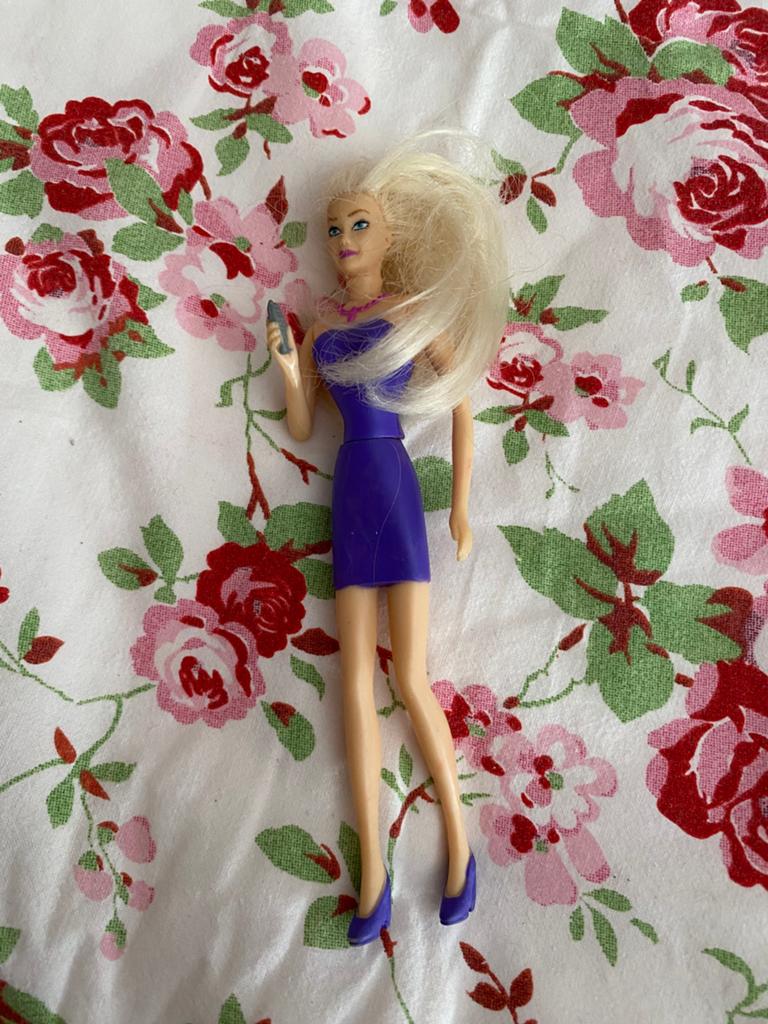 Barbie poppetje, Kinderen en Baby's, Speelgoed | Poppen, Ophalen of Verzenden, Barbie