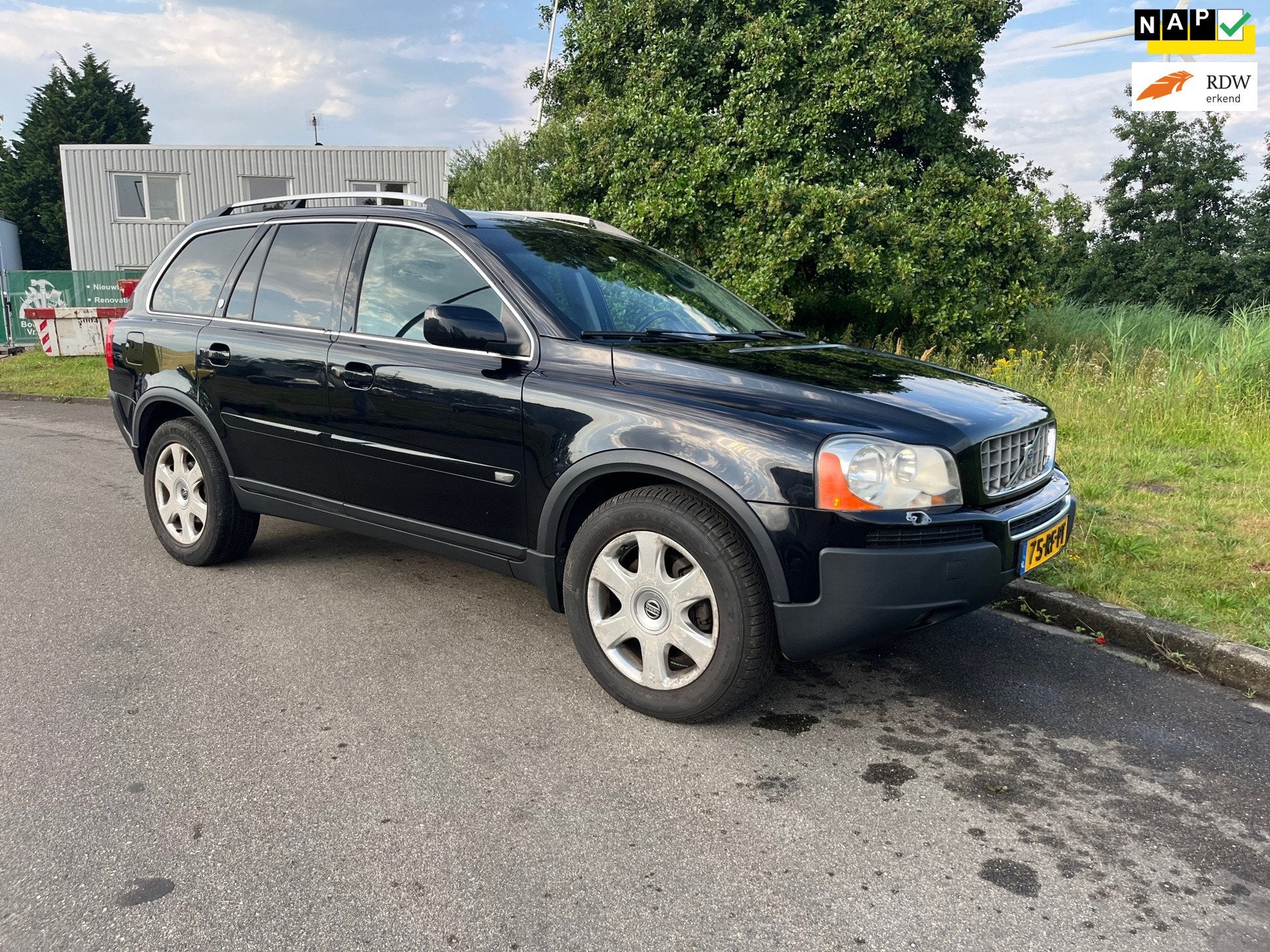 Volvo XC90 4.4 V8 Executive BJ 2005 Dealer Onderhouden AIRCO, Auto's, Volvo, Automatische klimaatregeling, Gebruikt, 138 €/maand