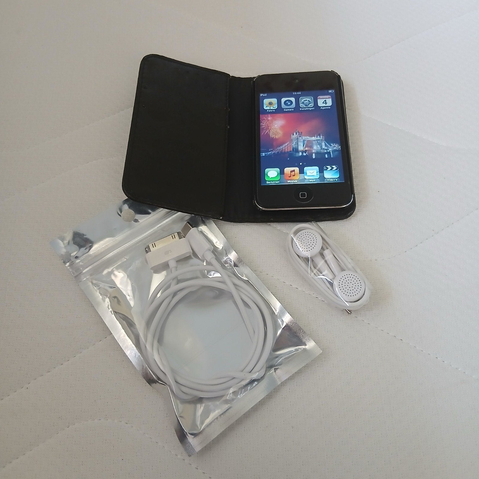 Apple apple Ipod ipod I-pod I pod tought 4e generatie 64GB, 40 GB en meer, Gebruikt, Touch, Zwart