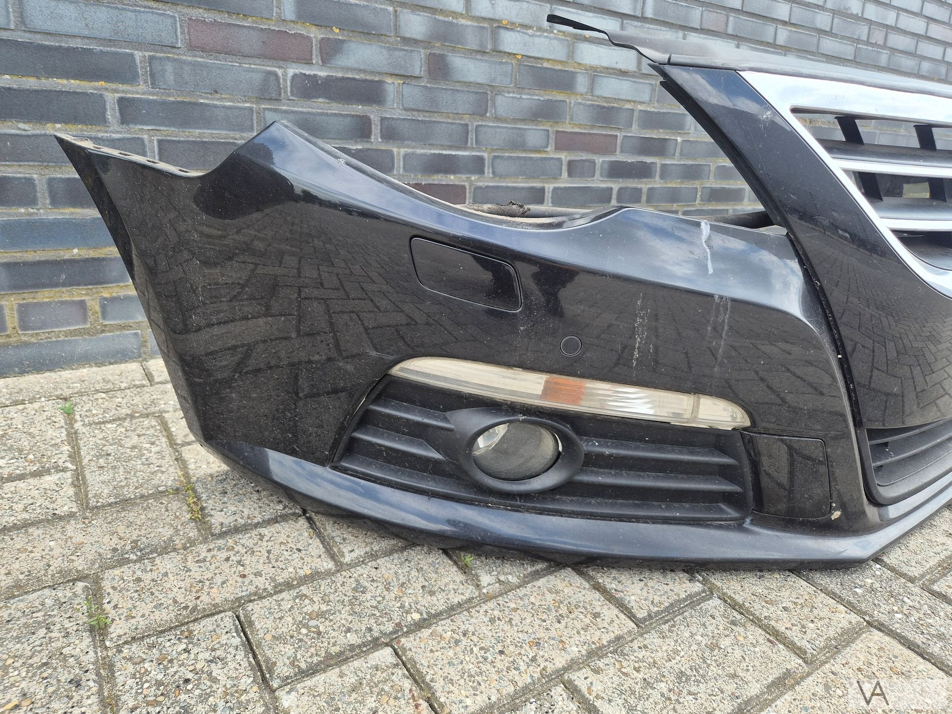 Voorbumper met grille van VW Passat cc 2008 - 2013 €350, Gebruikt, -, -, Ophalen of Verzenden