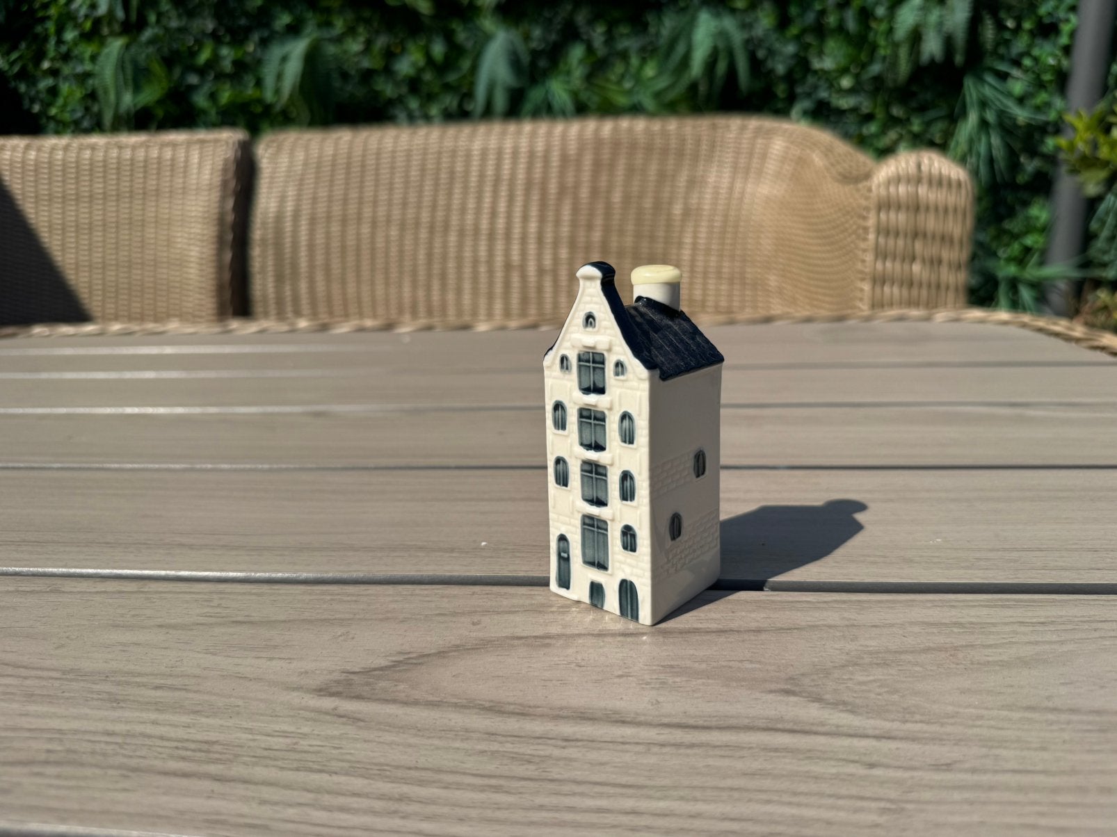 Klm huisje nr 65, Ophalen of Verzenden, Zo goed als nieuw, Gevuld