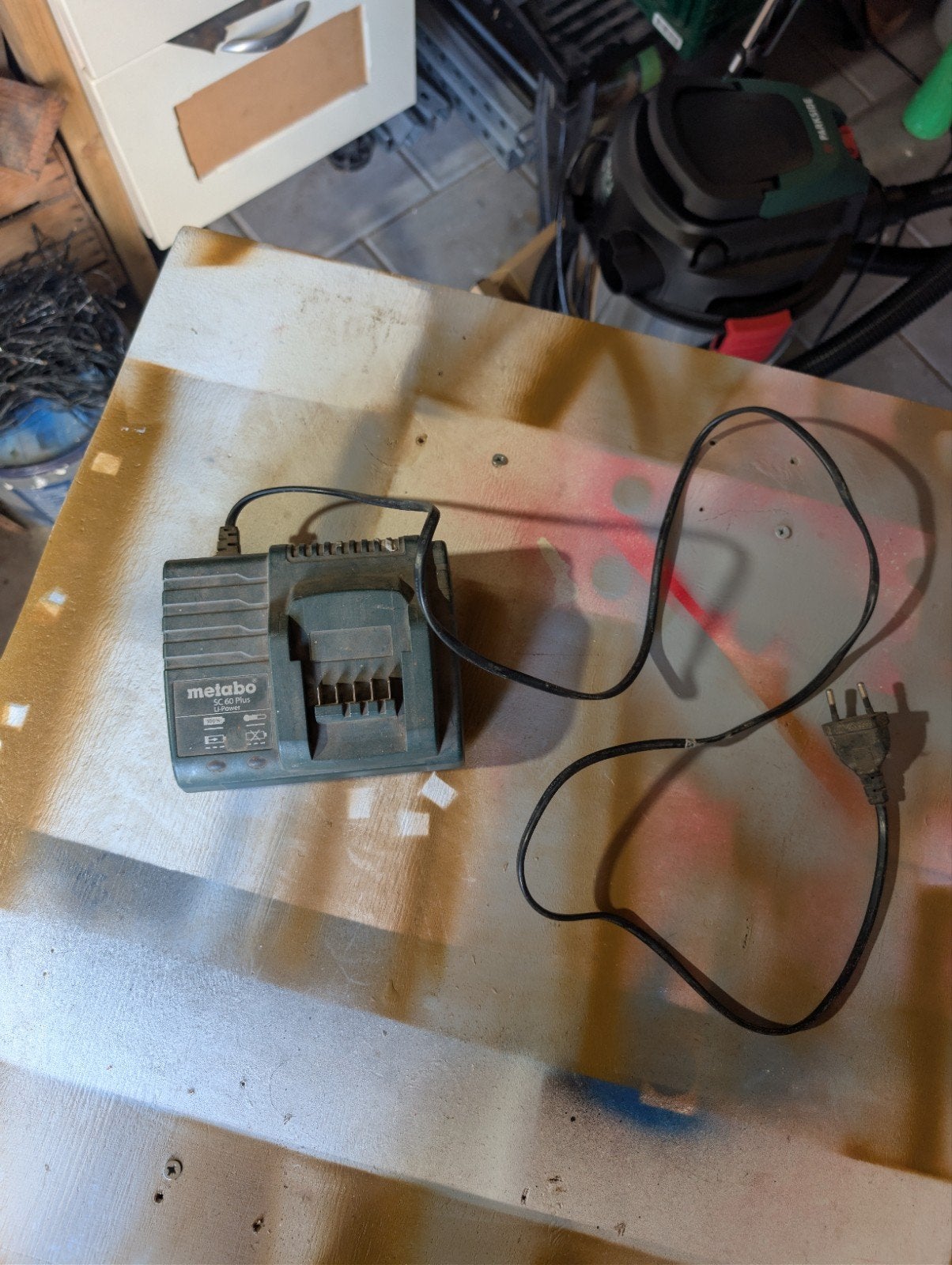 Metabo accu oplader, Doe-het-zelf en Verbouw, Gereedschap | Boormachines, Ophalen, Gebruikt