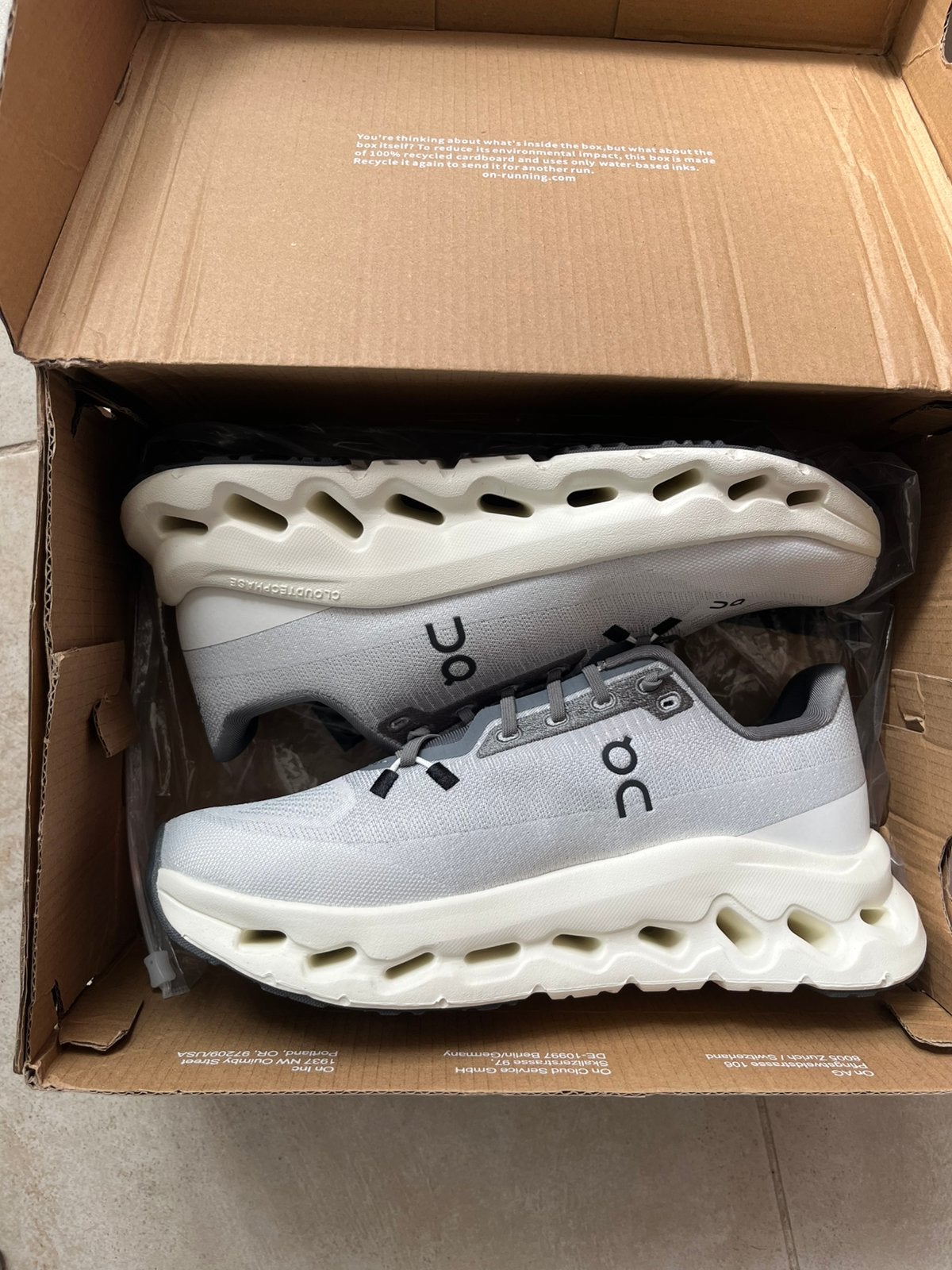 Oncloud schoenen, Ophalen of Verzenden, Zo goed als nieuw