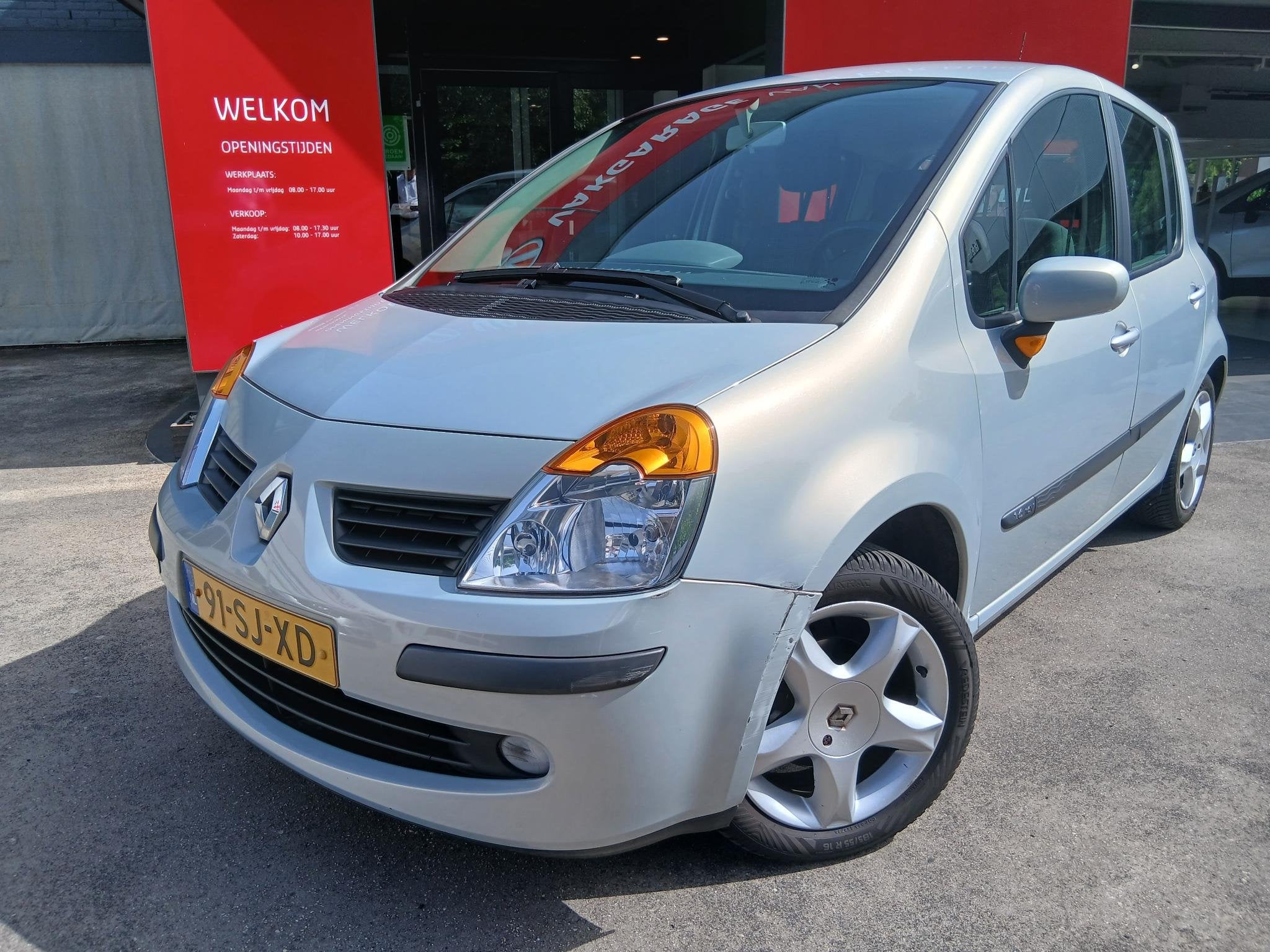 Renault Modus 1.6-16V Privilège Luxe, Auto's, Voorwielaandrijving, 4 cilinders, 49 €/maand, Origineel Nederlands