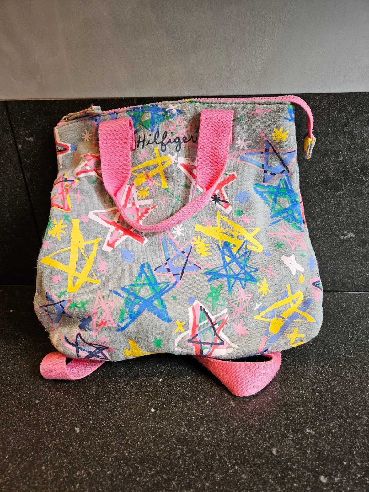 Superleuke, zomerse Tommy Hilfiger rugzak voor kids, Ophalen, Zo goed als nieuw, Overige merken