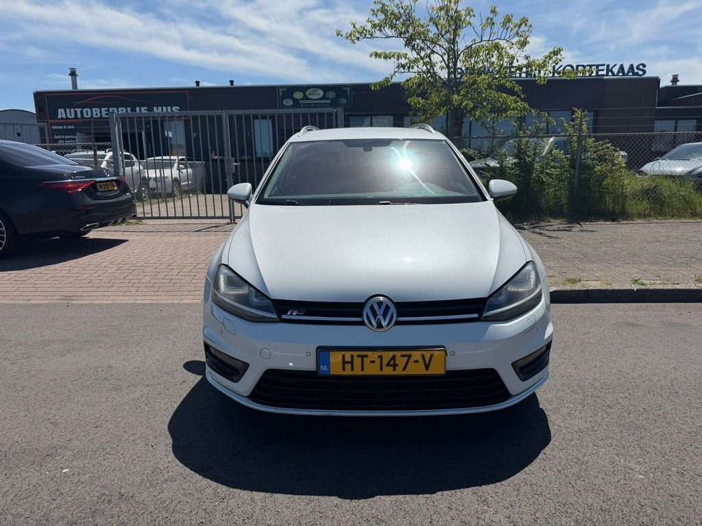 Volkswagen Golf Variant 1.6 TDI Edition R-LINE DSG-AUTOMAAT, Auto's, Volkswagen, Gebruikt, Euro 6, 4 cilinders, 700 kg