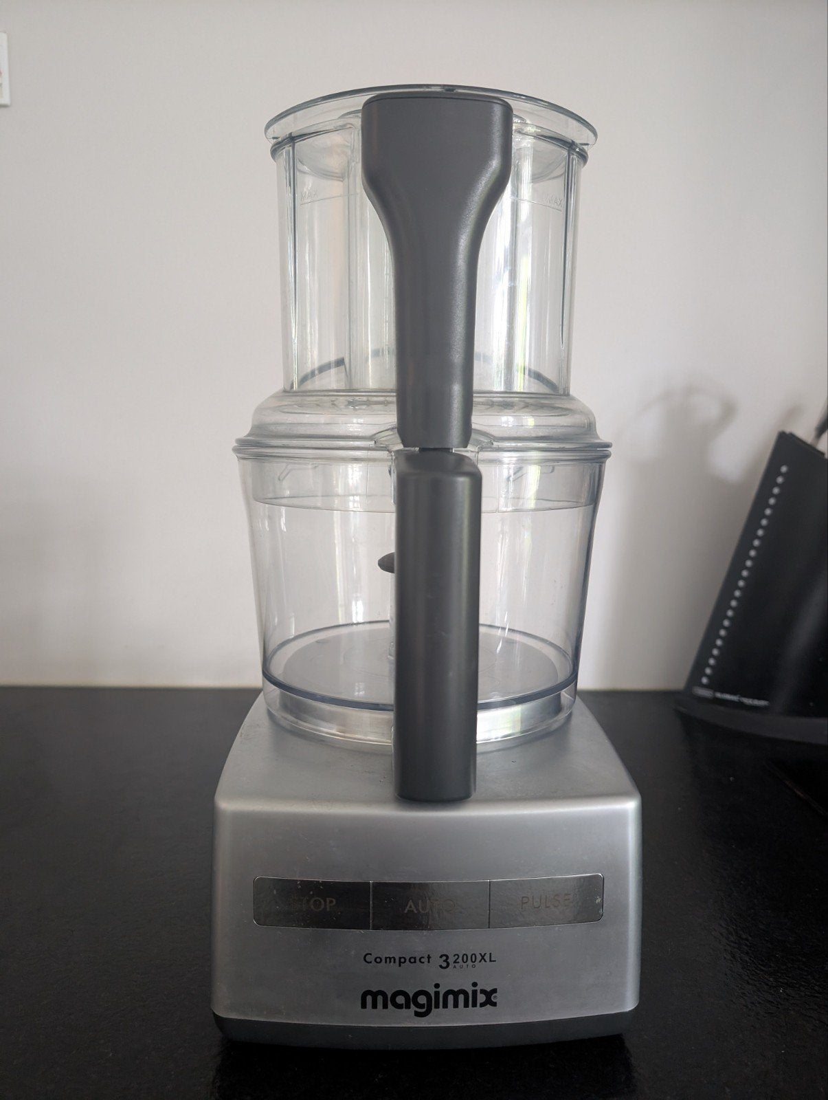 Magimix Compact 3200XL Foodprocessor met accessoires, 2 tot 3 liter, Ophalen, Zo goed als nieuw, 2 snelheden