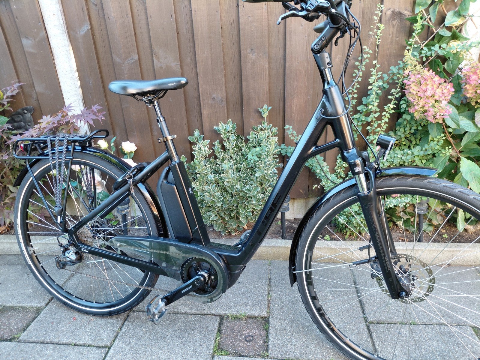 cube bosch active plus middenmotor lage kmstand!!!, Ophalen, Zo goed als nieuw, 50 km per accu of meer, Overige merken