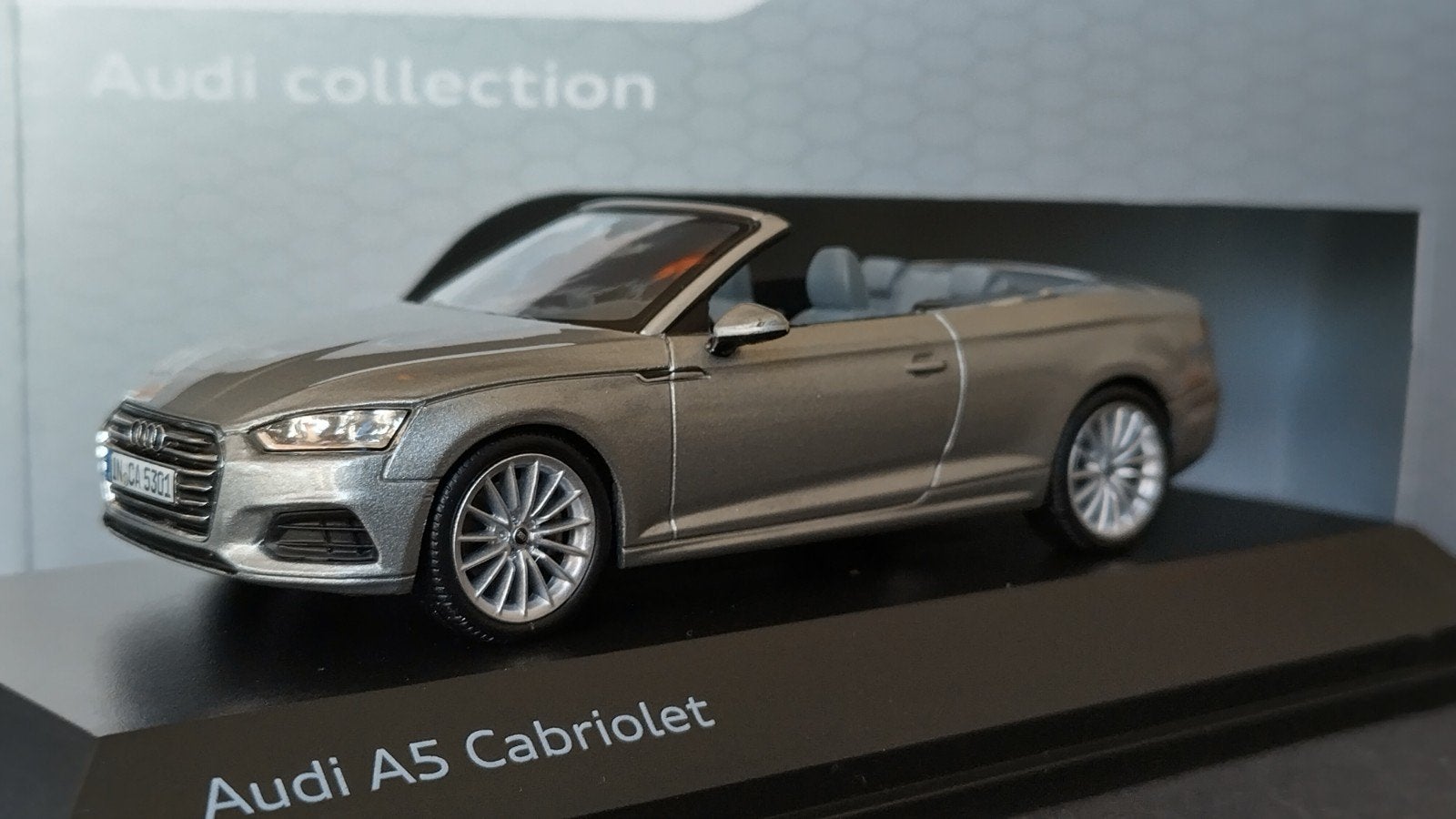 Audi A5 Cabrio Florett Silver 1:43 Spark Pol, Overige merken, Auto, Verzenden, .