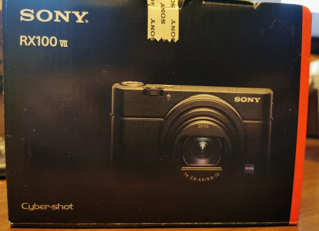 Sony RX100 VII + Extra's, Draagriem, Ophalen of Verzenden, Zo goed als nieuw, Compactcamera