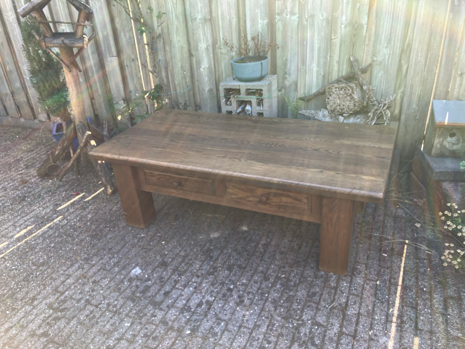 Massieve houten salontafel met lades, Gebruikt, 100 tot 150 cm, Eikenhout, 50 tot 100 cm