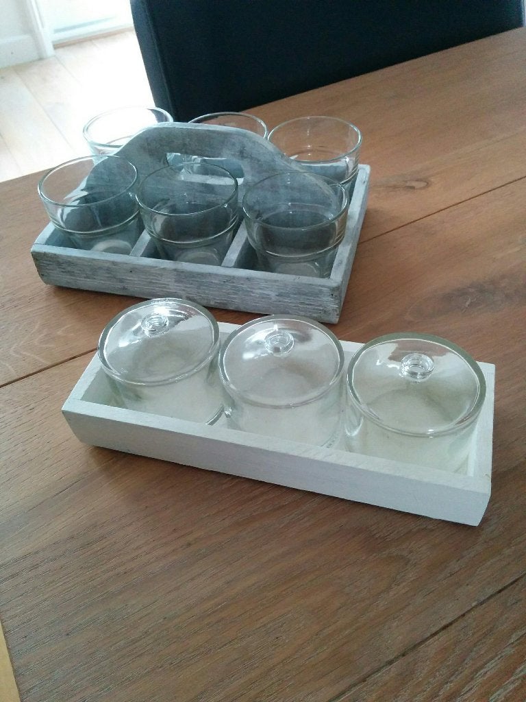 Vaasjes in houten bakje, Ophalen of Verzenden, Zo goed als nieuw, Grijs, Glas