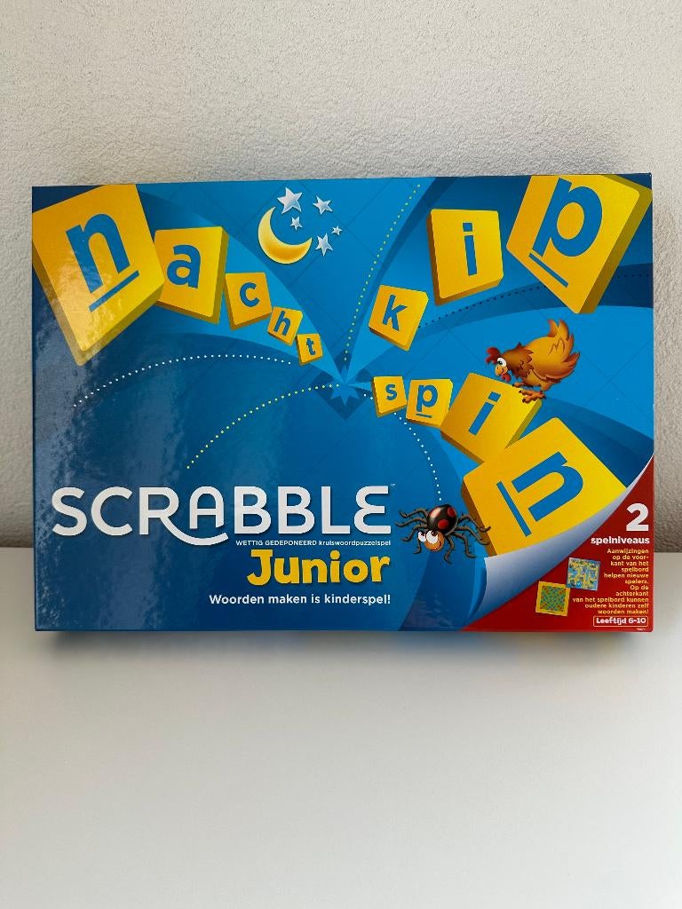 Scrabble junior - 2x spelbord - compleet zo goed als nieuw!, Ophalen of Verzenden, Zo goed als nieuw