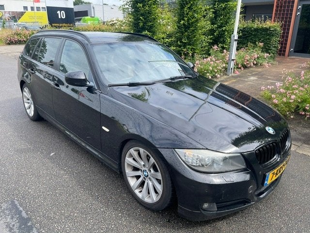 BMW 3-Serie 320d 184pk Aut. 2010 Zwart VOL, Auto's, BMW, Achterwielaandrijving, 1995 cc, 4 cilinders, Zwart