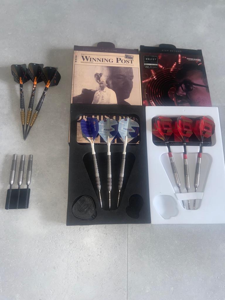 Diverse Darts Sets, Sport en Fitness, Darts, Ophalen of Verzenden, Zo goed als nieuw, Pijlen
