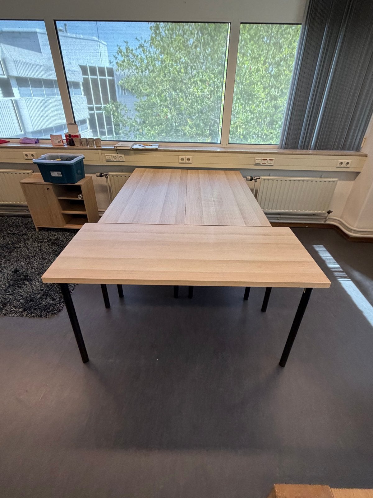 Kantoorartikelen bundel: 6 tafels, 6 stoelen moet snel weg, Zakelijke goederen, Kantoor en Winkelinrichting | Kantoormeubilair en Inrichting
