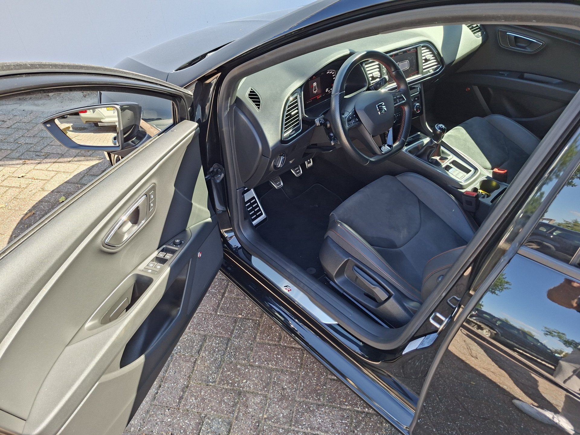 SEAT Leon ST 1.5 TSI FR 150pk Carplay Camera Stoelverw. Busi, Voorwielaandrijving, Euro 6, 4 cilinders, 150 pk