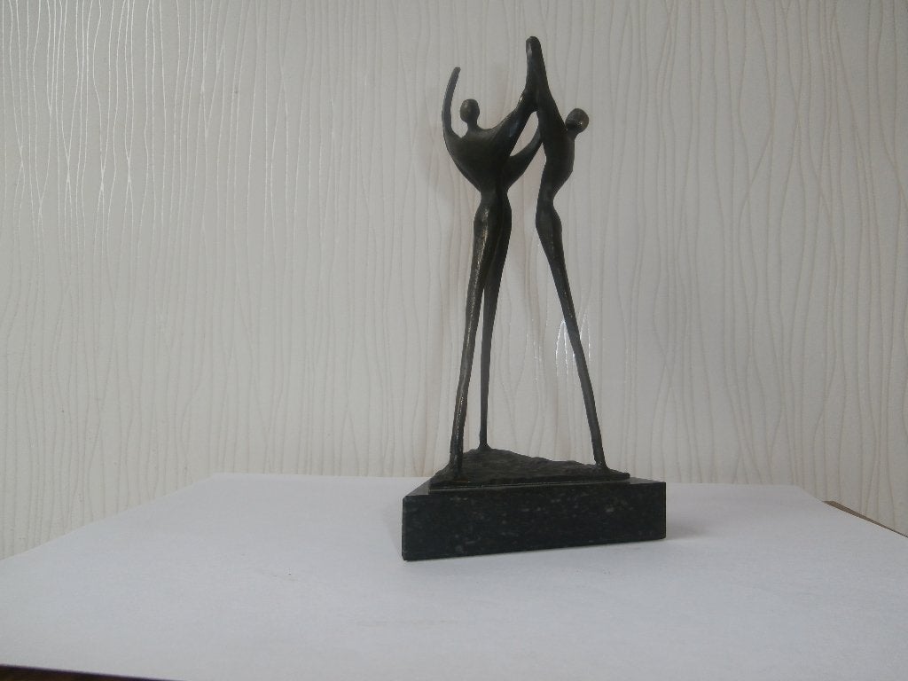 Brons Beeld van Corry Ammerlaan ,, Samenwerking op Niveau ,,, Ophalen of Verzenden, Zo goed als nieuw, Mens