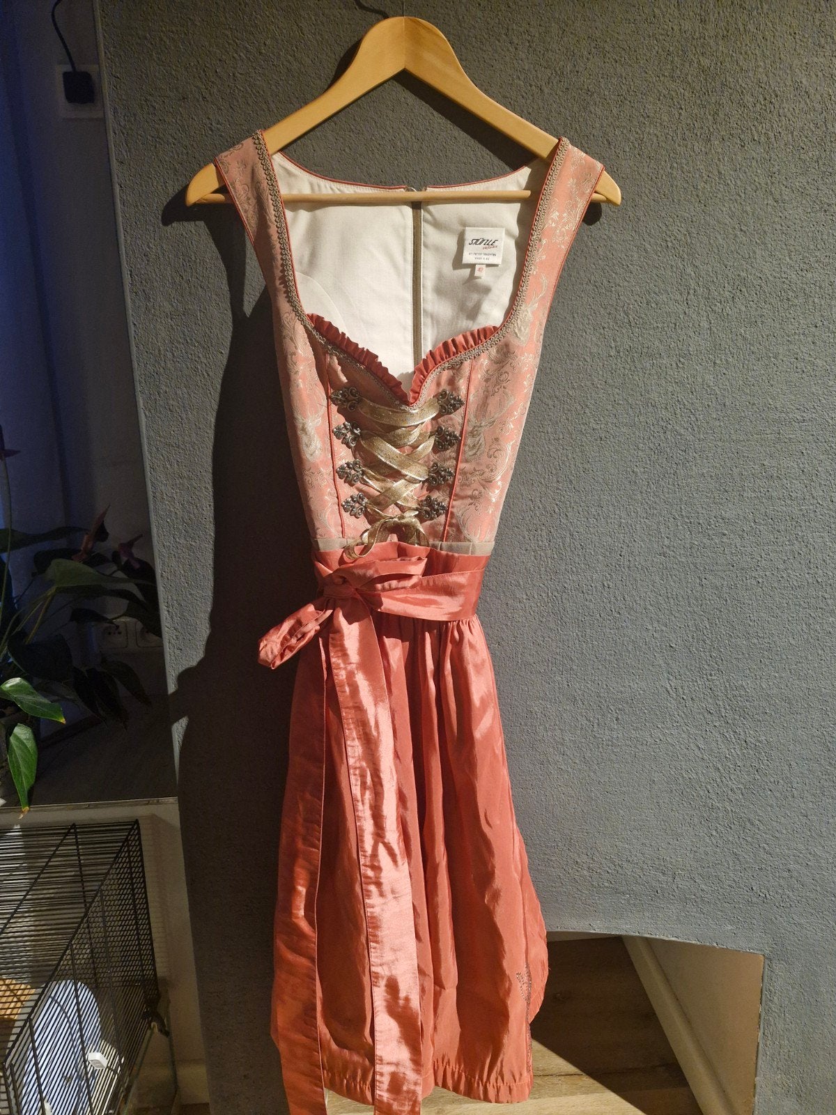 dirndl, Ophalen of Verzenden, Zo goed als nieuw, Maat 42/44 (L), Overige thema's