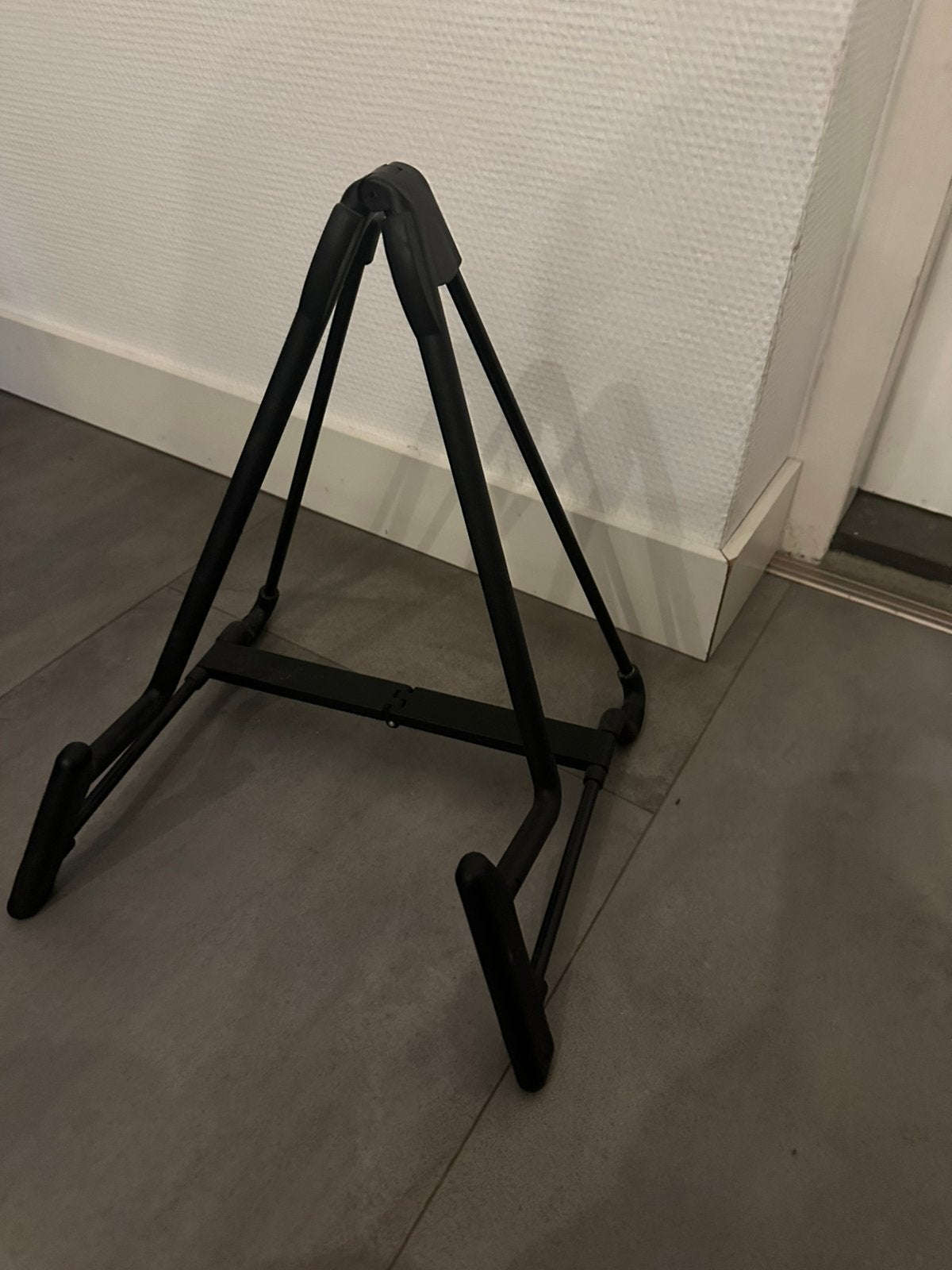 Gitaar statief/ standaard opvouwbaar, Muziek en Instrumenten, Ophalen of Verzenden, Zo goed als nieuw, Gitaar