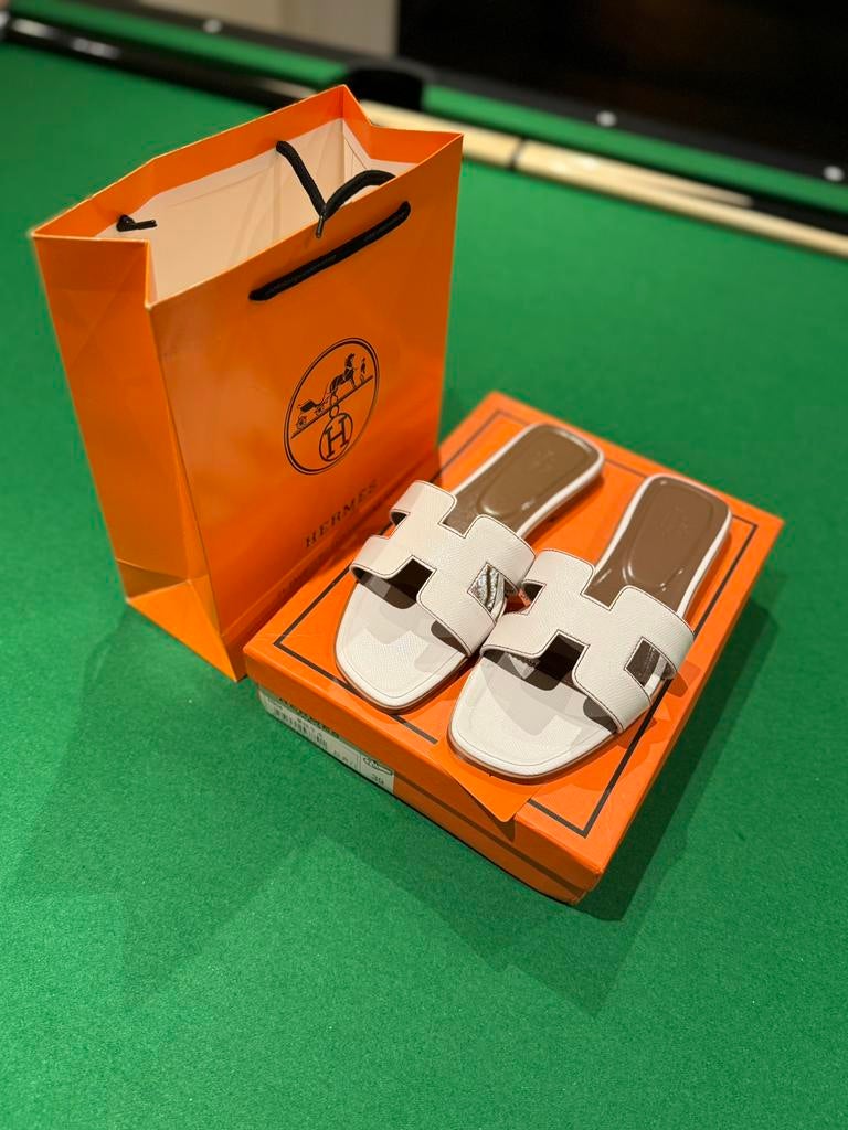 Oran dames slippers nieuw met doos maat 39, Slippers, Wit, Nieuw, Ophalen of Verzenden
