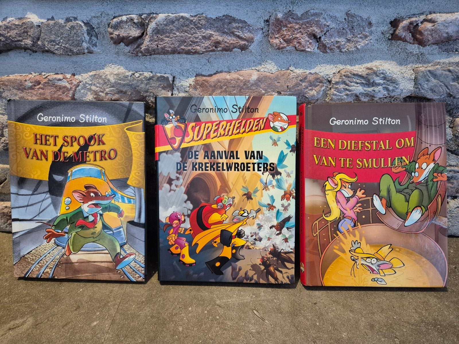 Geronimo Stilton boeken 3x, Ophalen of Verzenden, Zo goed als nieuw, Fictie algemeen