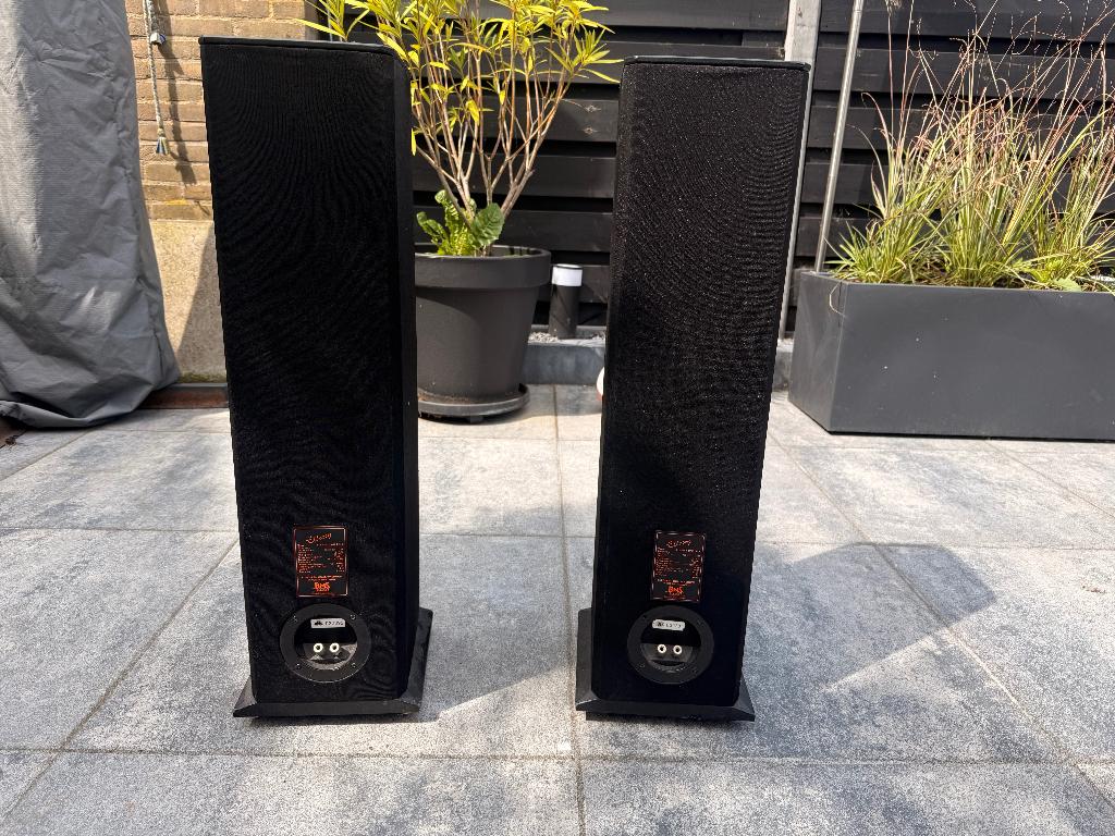 BNS Ellessy One Mk II 2-way speaker set, Audio, Tv en Foto, Gebruikt, 60 tot 120 watt, Front, Rear of Stereo speakers, Ophalen